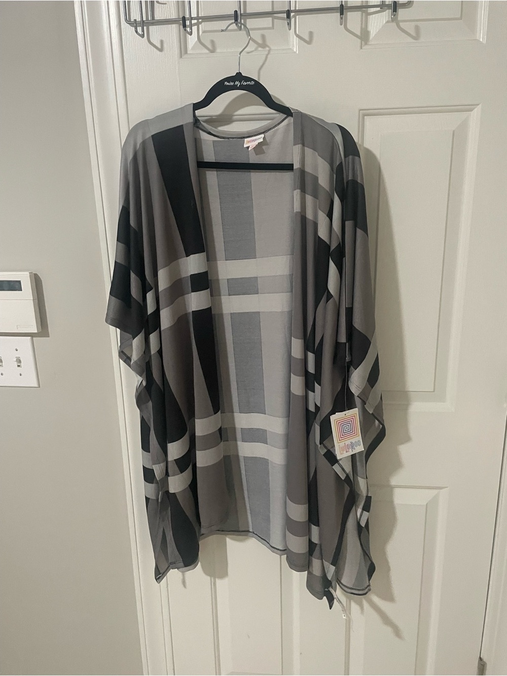 Lularoe nwt Gray Plaid Lightweight Kimono Cardigan